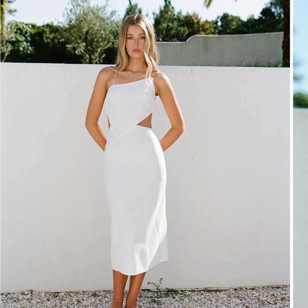 Elegant asymmetrical white midi dress, size S. NWT